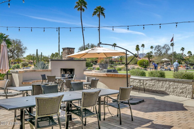 Community Patio with Fireplace