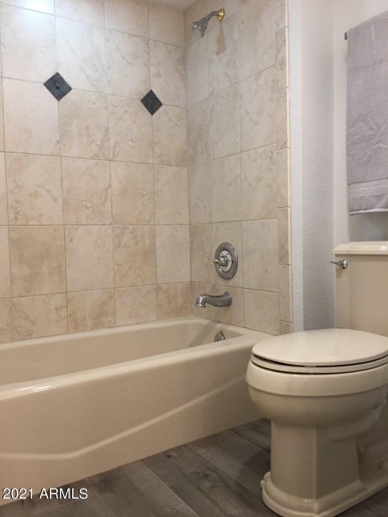 12 125 BATHROOM