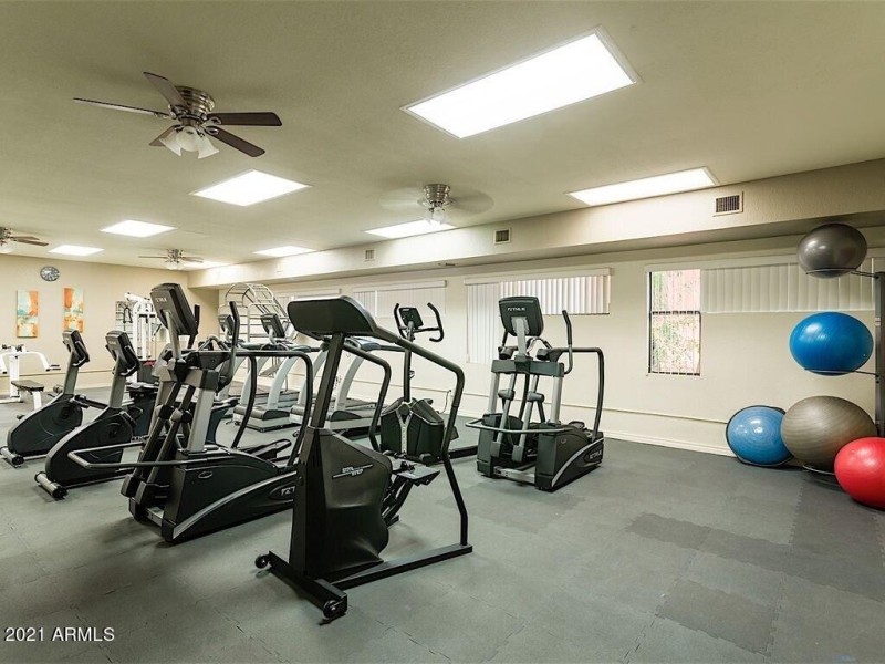 12 125 FITNESS