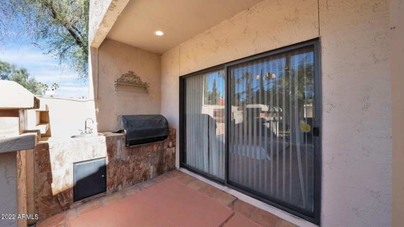 Patio with grill
