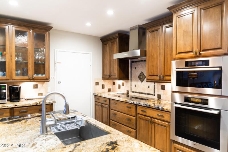 1314 Grayhawk-3