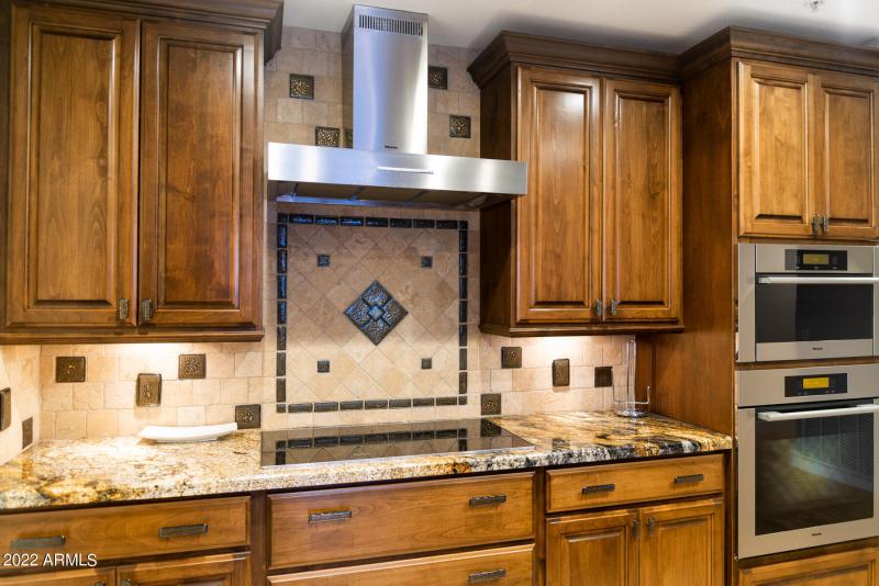 1314 Grayhawk-17