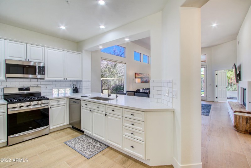 Kitchen 6