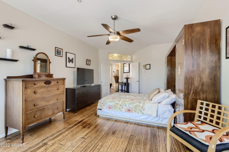 primary bed