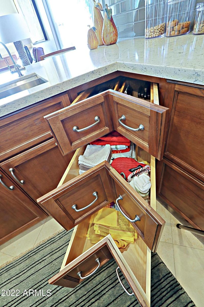 Kitchen 9