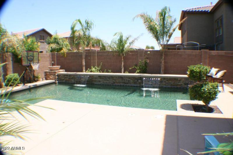 Jenan pool