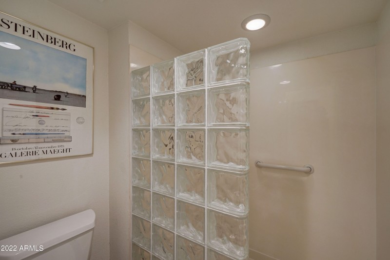 9450 N 94th Pl-22