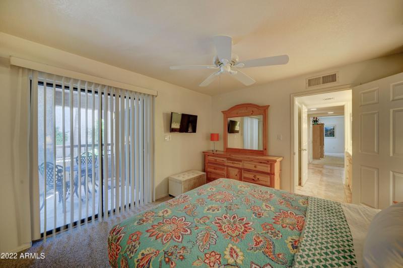 9450 N 94th Pl-27