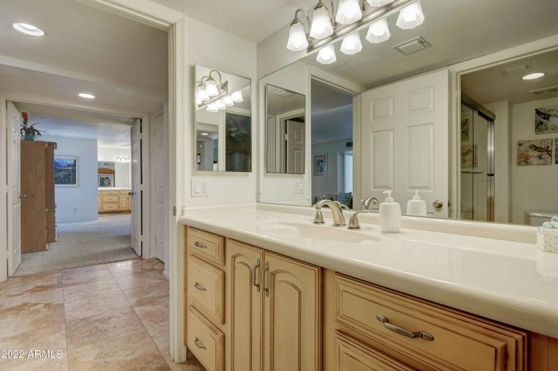 9450 N 94th Pl-29