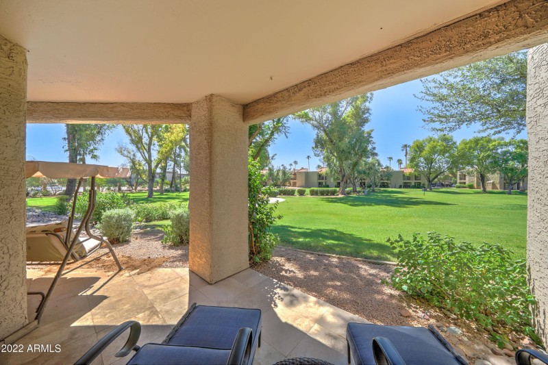 9450 N 94th Pl-17