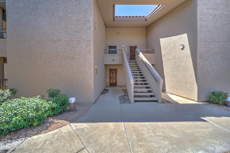 9450 N 94th Pl-2