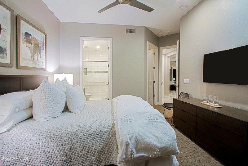 2nd Bedroom Suite