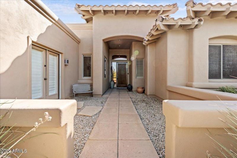 Front Courtyard Entry