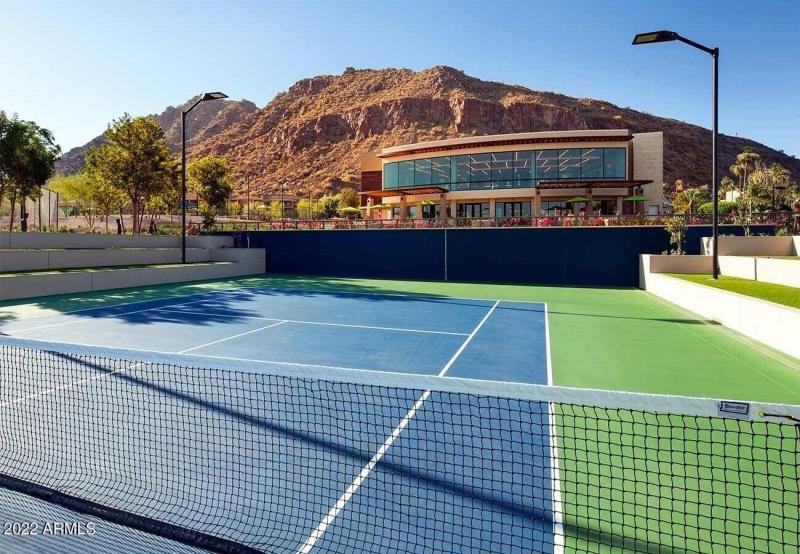 Tennis