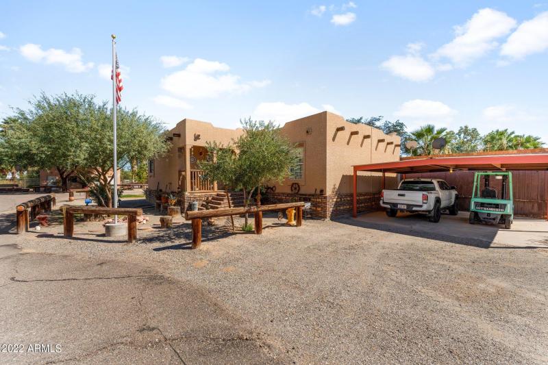 Carport