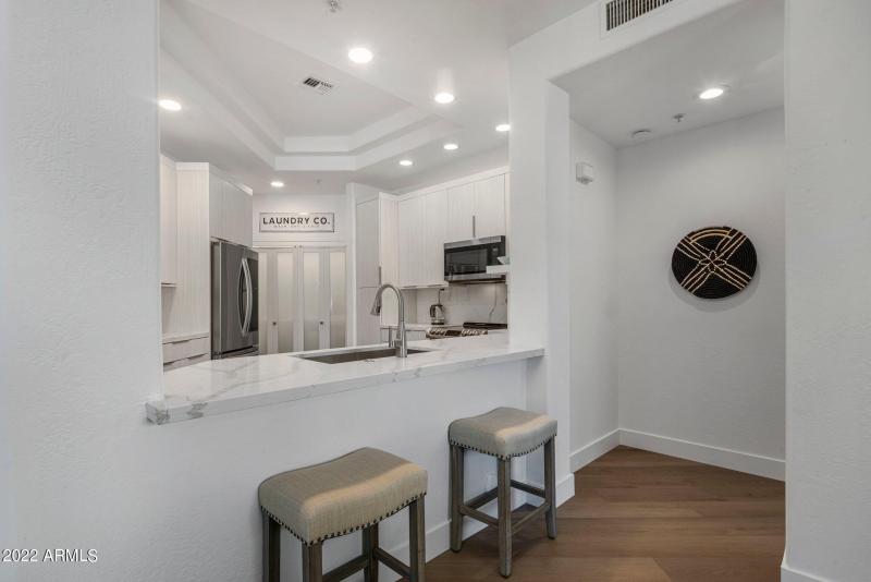 Breakfast Bar