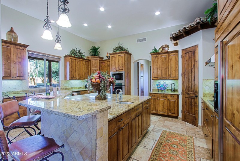 Kitchen 2