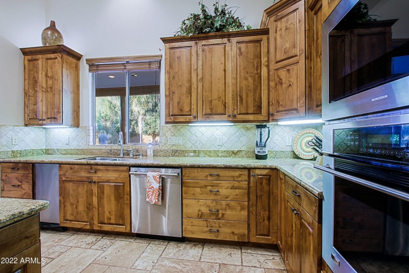 Kitchen 5