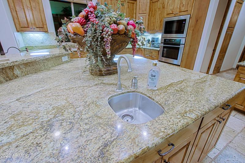 Detail - Kitchen 10