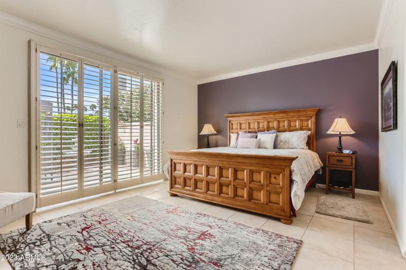 14 Primary Bedroom