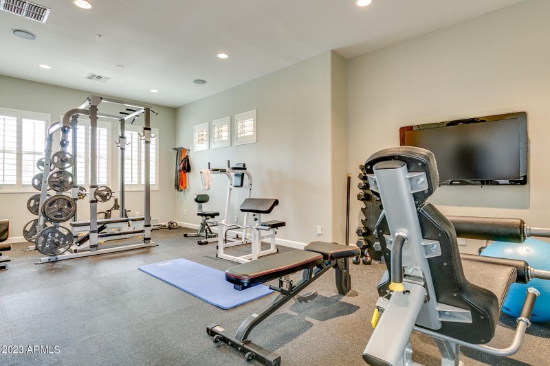 08_37427N97thWayMLS08_mls