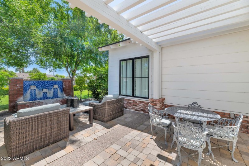 4202 N 64th St-large-008-026-4202 N 64th