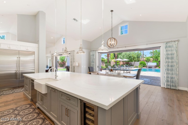 4202 N 64th St-large-016-052-4202 N 64th