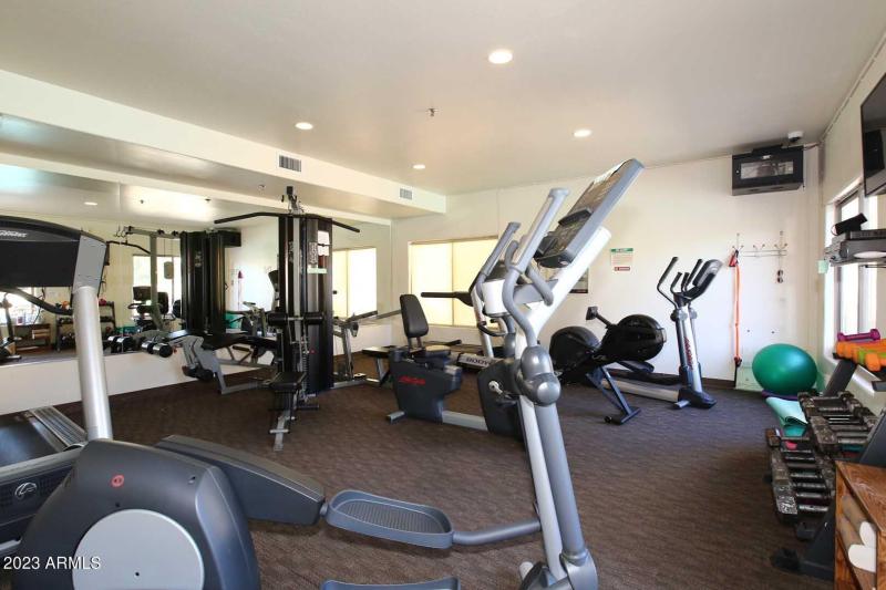 COMMERCIAL QUALITY EQUIPMENT IN GYM