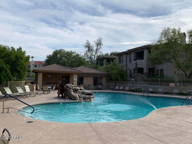 YEAR ROUND HEATED POOL