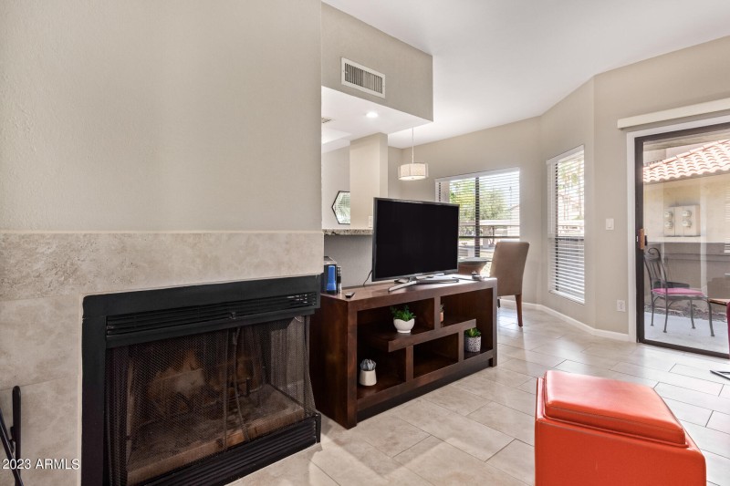 1502 fireplace