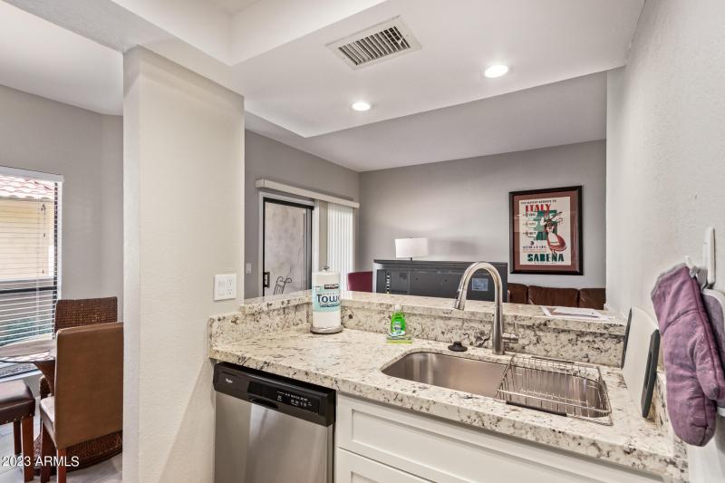 1502 kitchen view