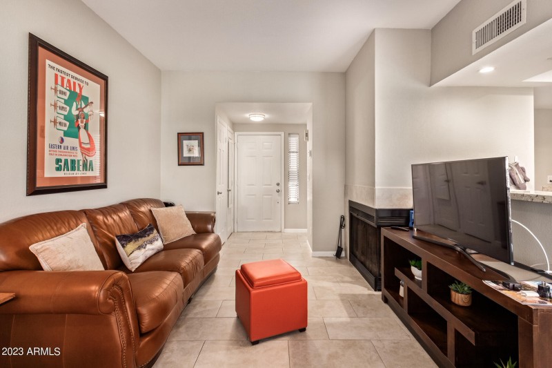 1502 living room.tv