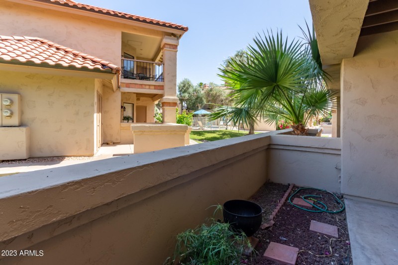 1502 patio view to the pool