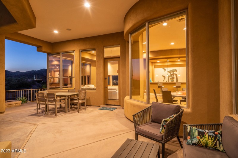 25) BACK PATIO