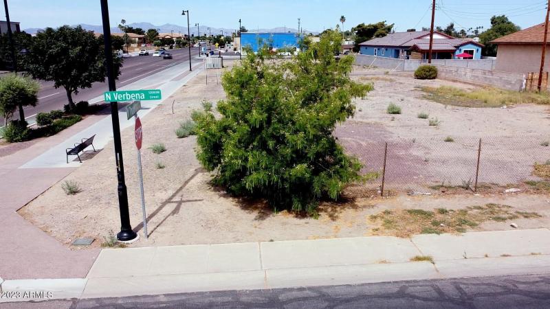 Corner of Verbena and Thunderbird road