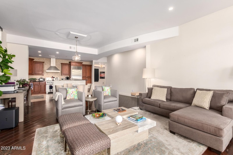 0007-08-Biltmore Estates