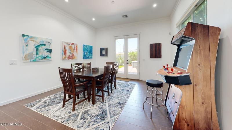 1202-E-Colter-St-Dining-Room(1)