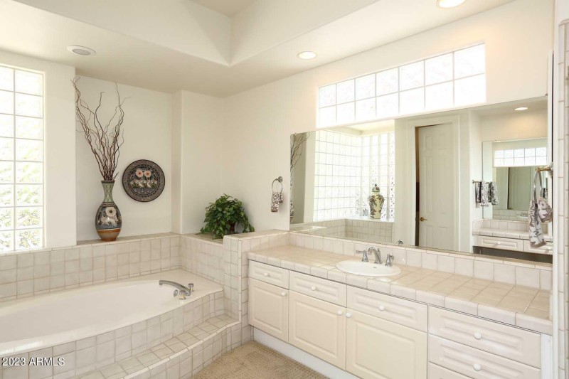 Master 2nd sink area