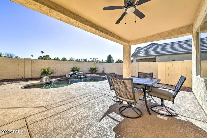 153 N Greenwood patio & Pool