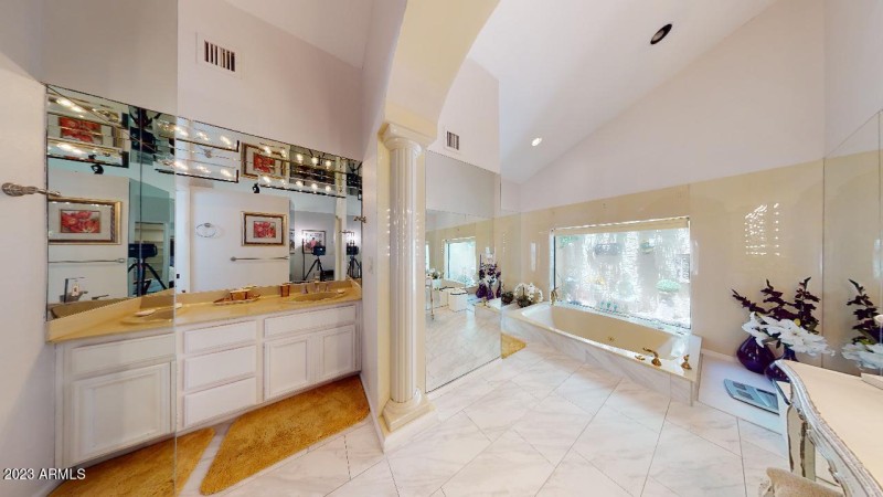 10476-E-Cannon-Dr-07102023_123408