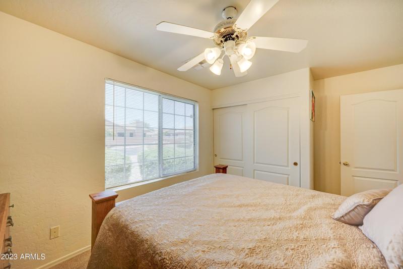 4701 S Desert Dawn-22