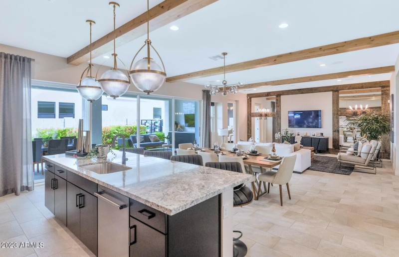 10118 E Tesla Ave-large-008-031-10118 E