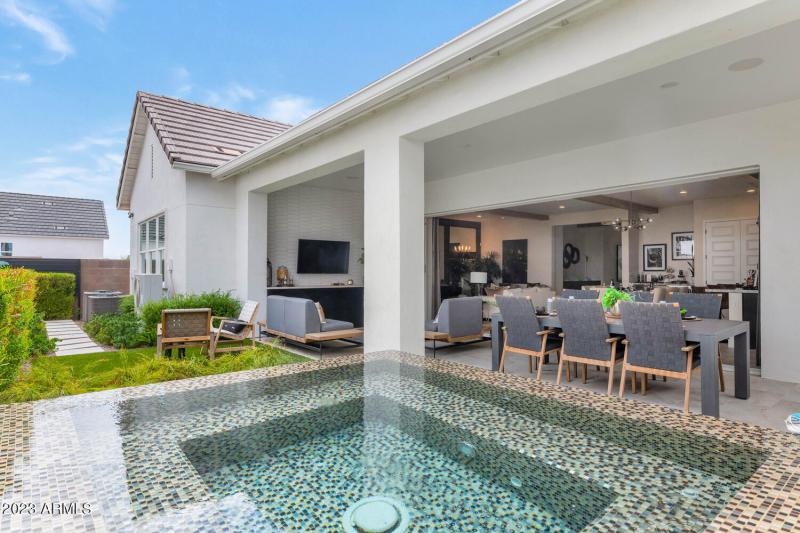 10118 E Tesla Ave-large-030-032-10118 E