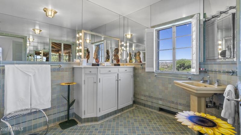 Perfect Place to Get Ready