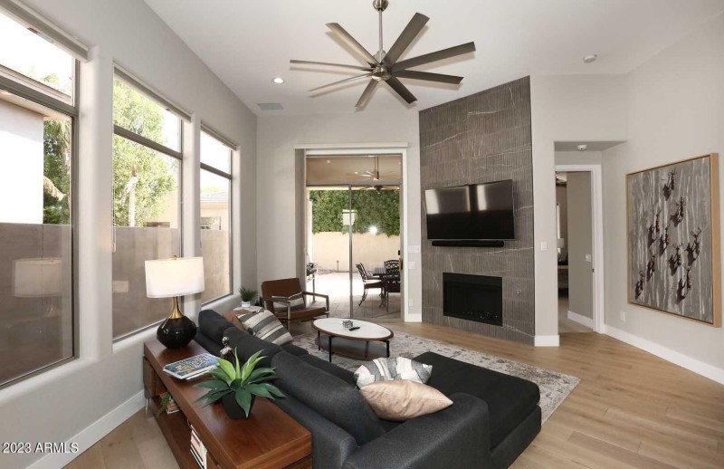 Great Room - Gas Fireplace