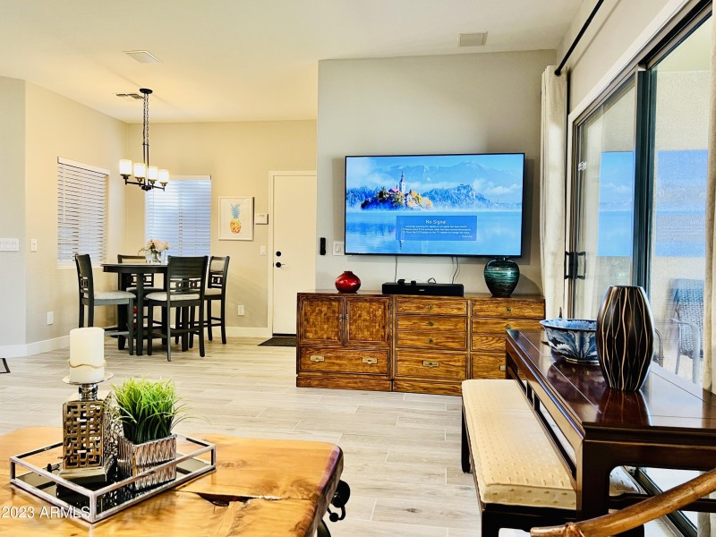 EEDDC857-A36C-4D7C-89D5-7FF9B1122320