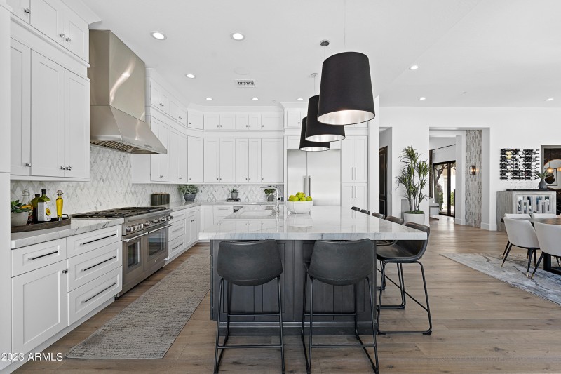 14-Kitchen