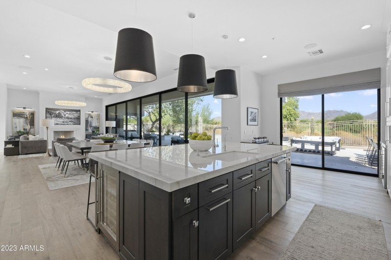 12-Kitchen
