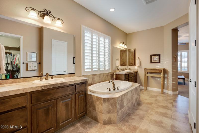 6679 S Jacqueline Way-32