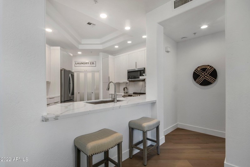 Breakfast Bar